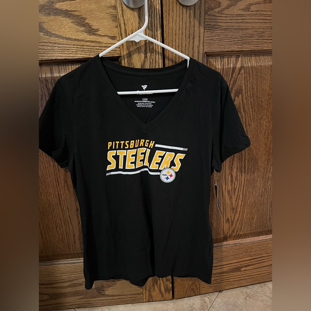 Women’s Pittsburgh Steelers Shirt, Size Large